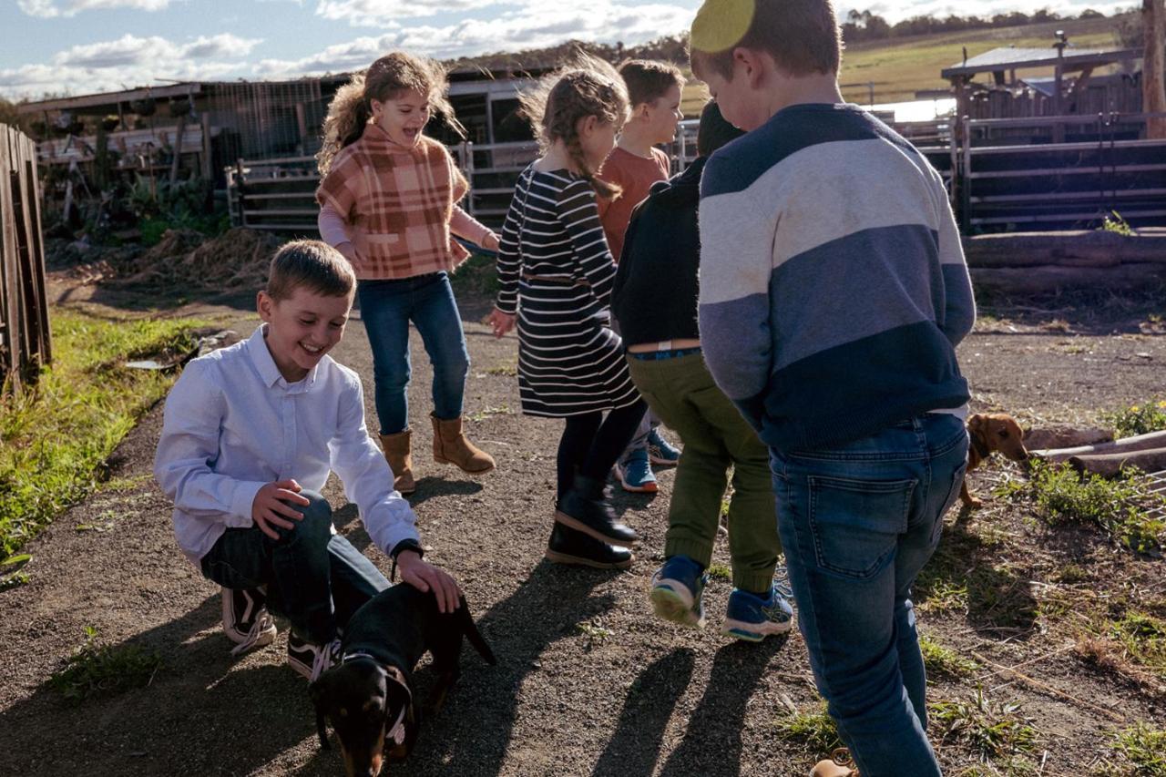 Hunter Valley Resort, Hunter Farm Adventure Centre & 4 Pines At The Farm Pokolbin Exteriör bild
