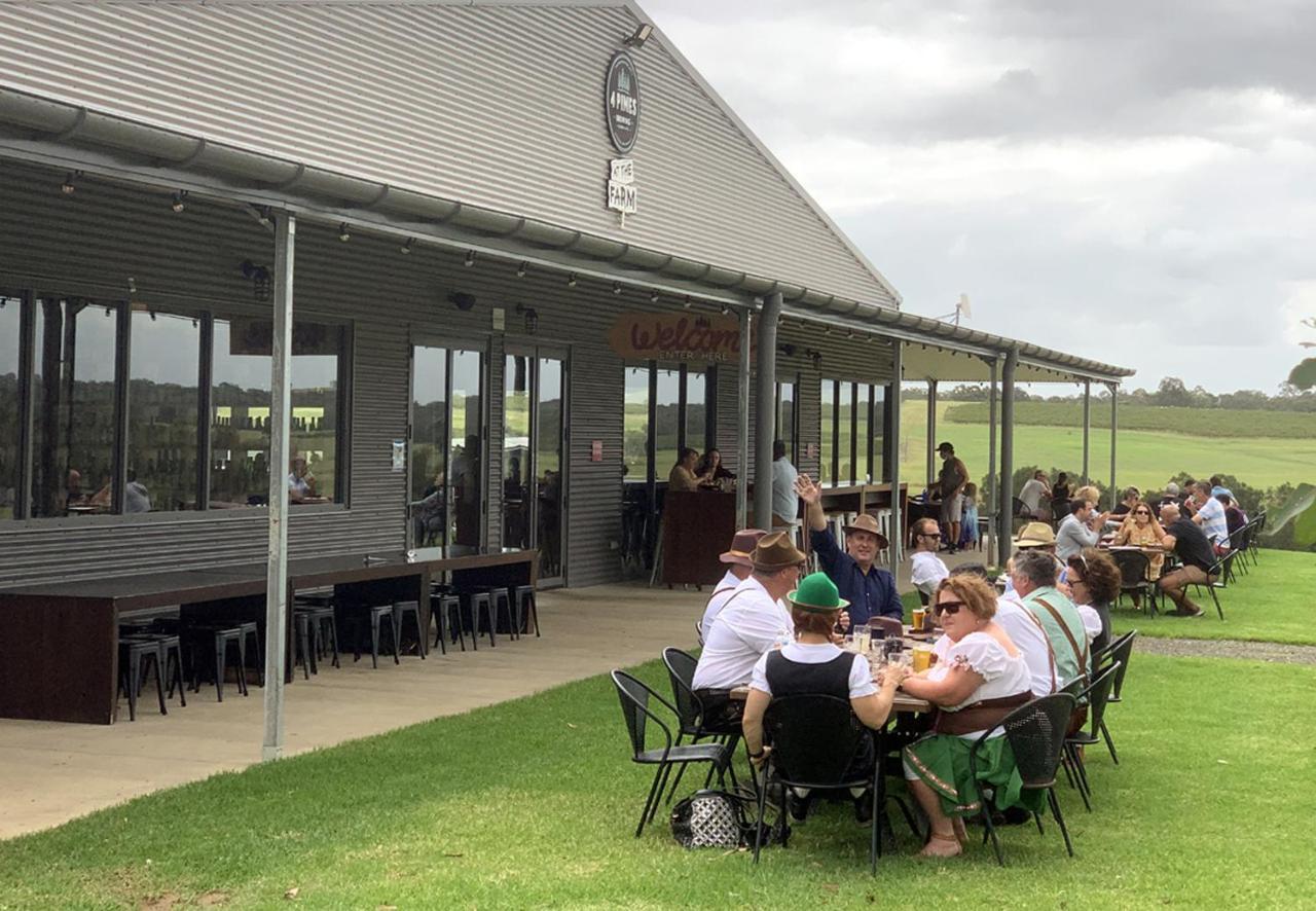 Hunter Valley Resort, Hunter Farm Adventure Centre & 4 Pines At The Farm Pokolbin Exteriör bild