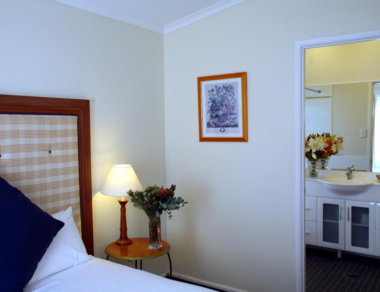 Hunter Valley Resort, Hunter Farm Adventure Centre & 4 Pines At The Farm Pokolbin Exteriör bild